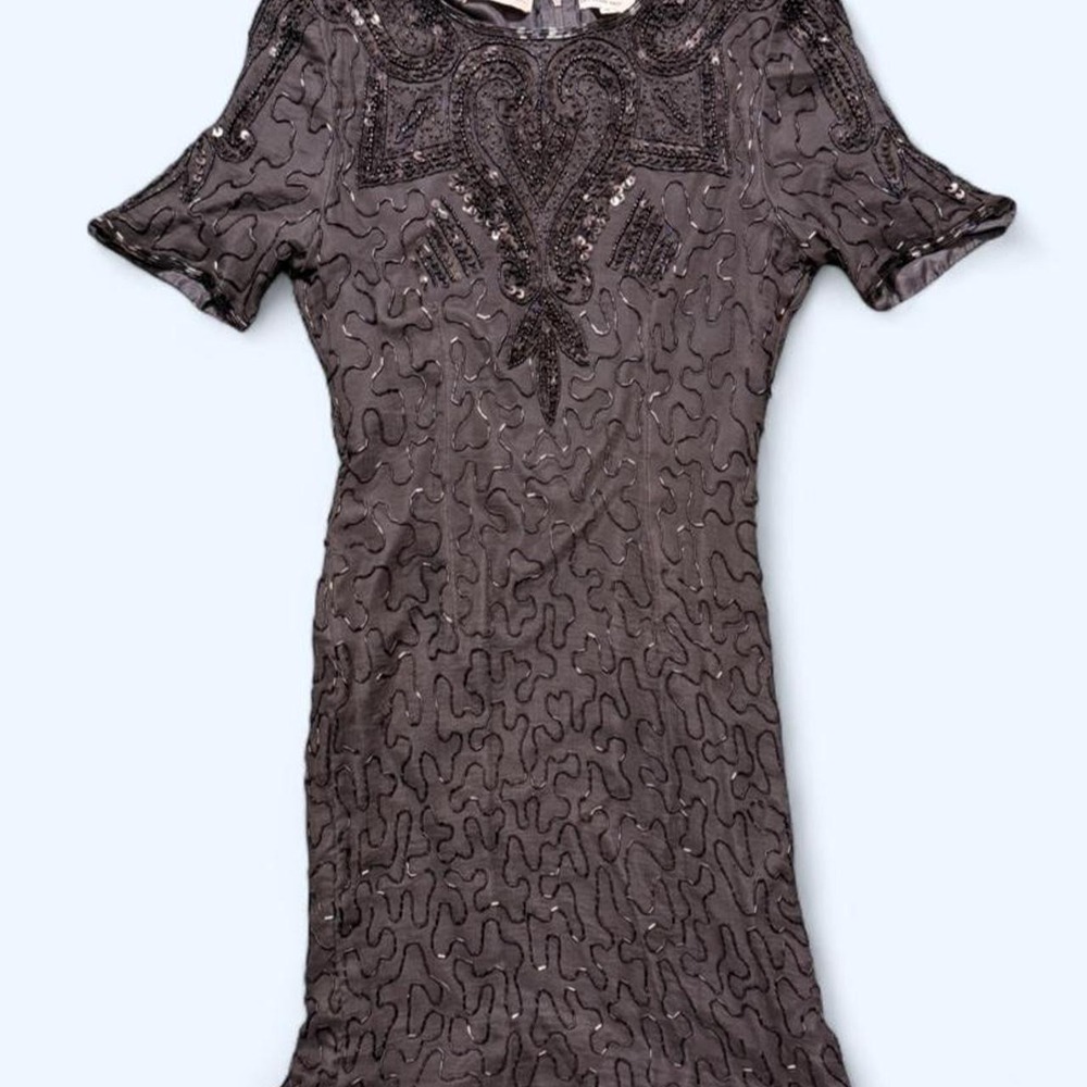 Beautiful Silky Nites black beaded dress with sequin embellishments - Picture 3 of 7